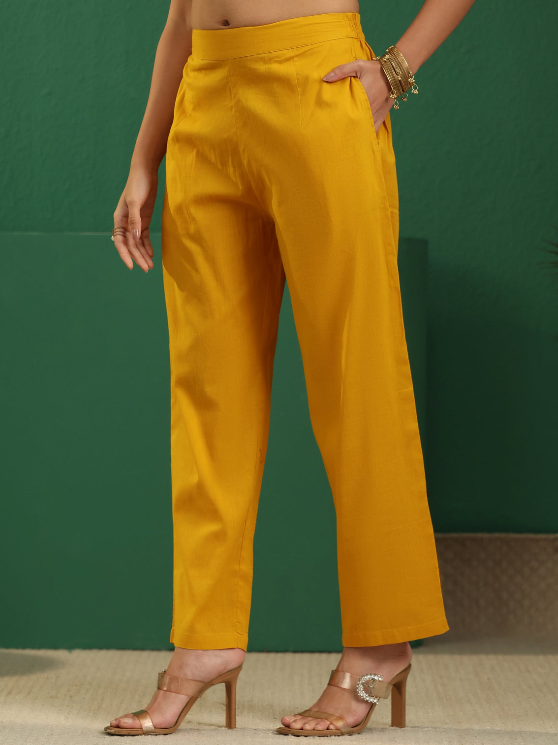 Mameraa Mustard Bandhani Cotton Straight Suit Set