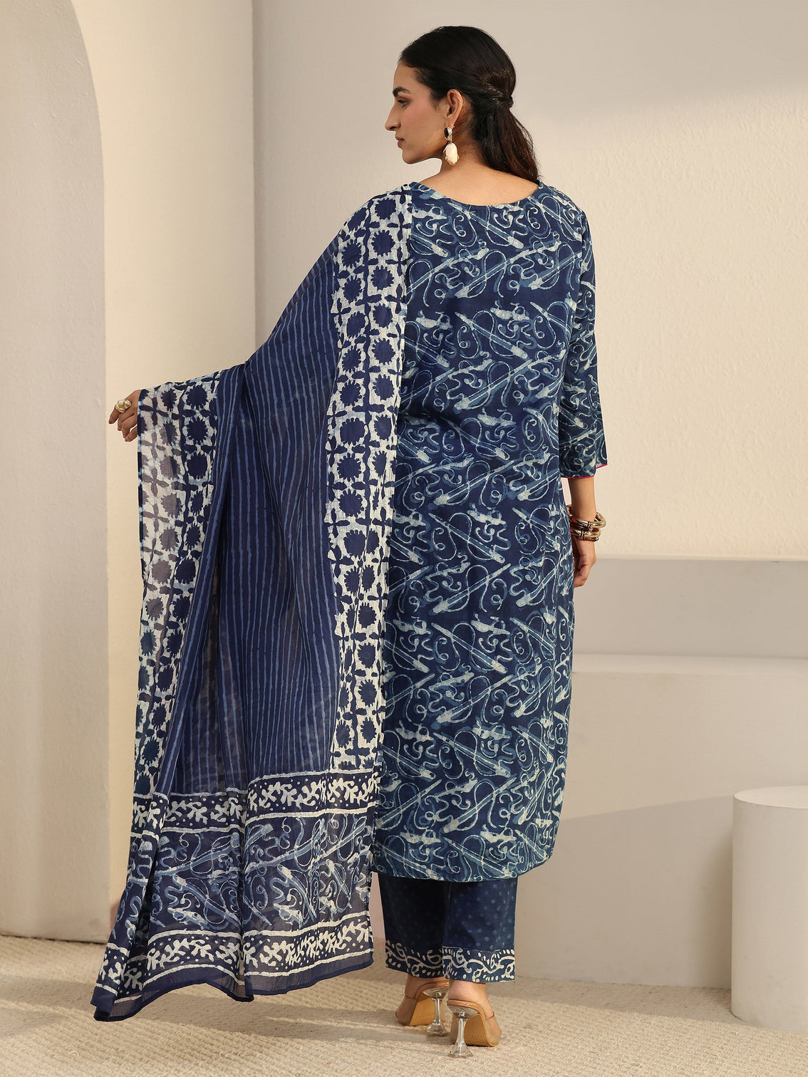 Mameraa Blue Abstract Printed Cotton Straight Suit Set