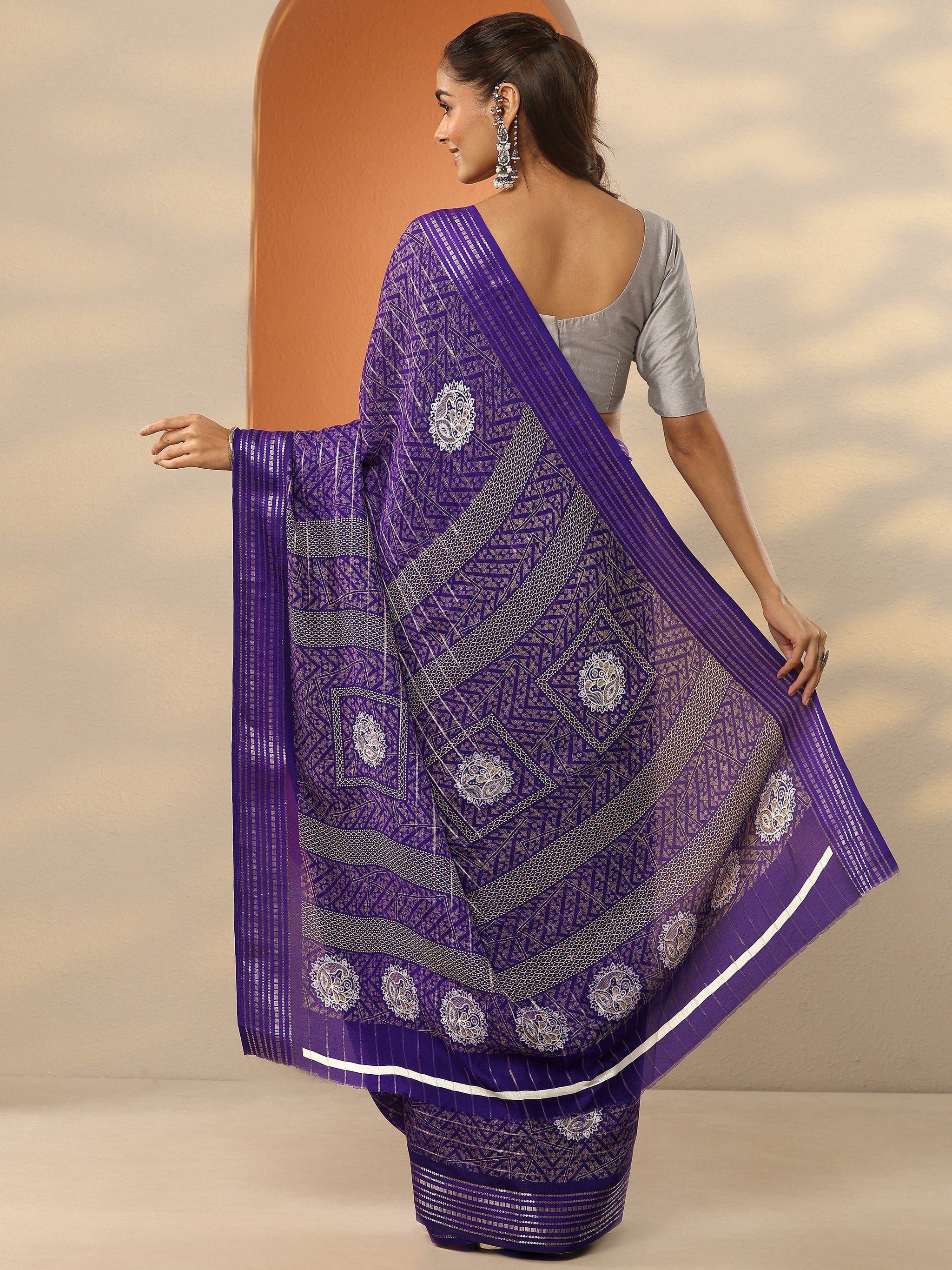 Libas Purple Printed Silk Blend Saree With Unstitched Blouse Piece