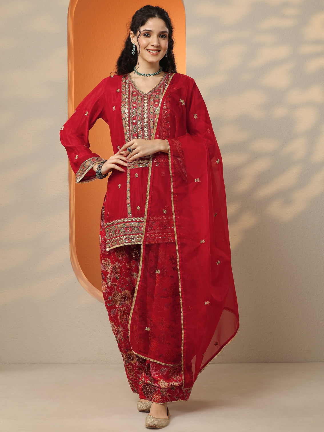 Mameraa Maroon Embroidered Chinon Straight Suit Set With Dupatta