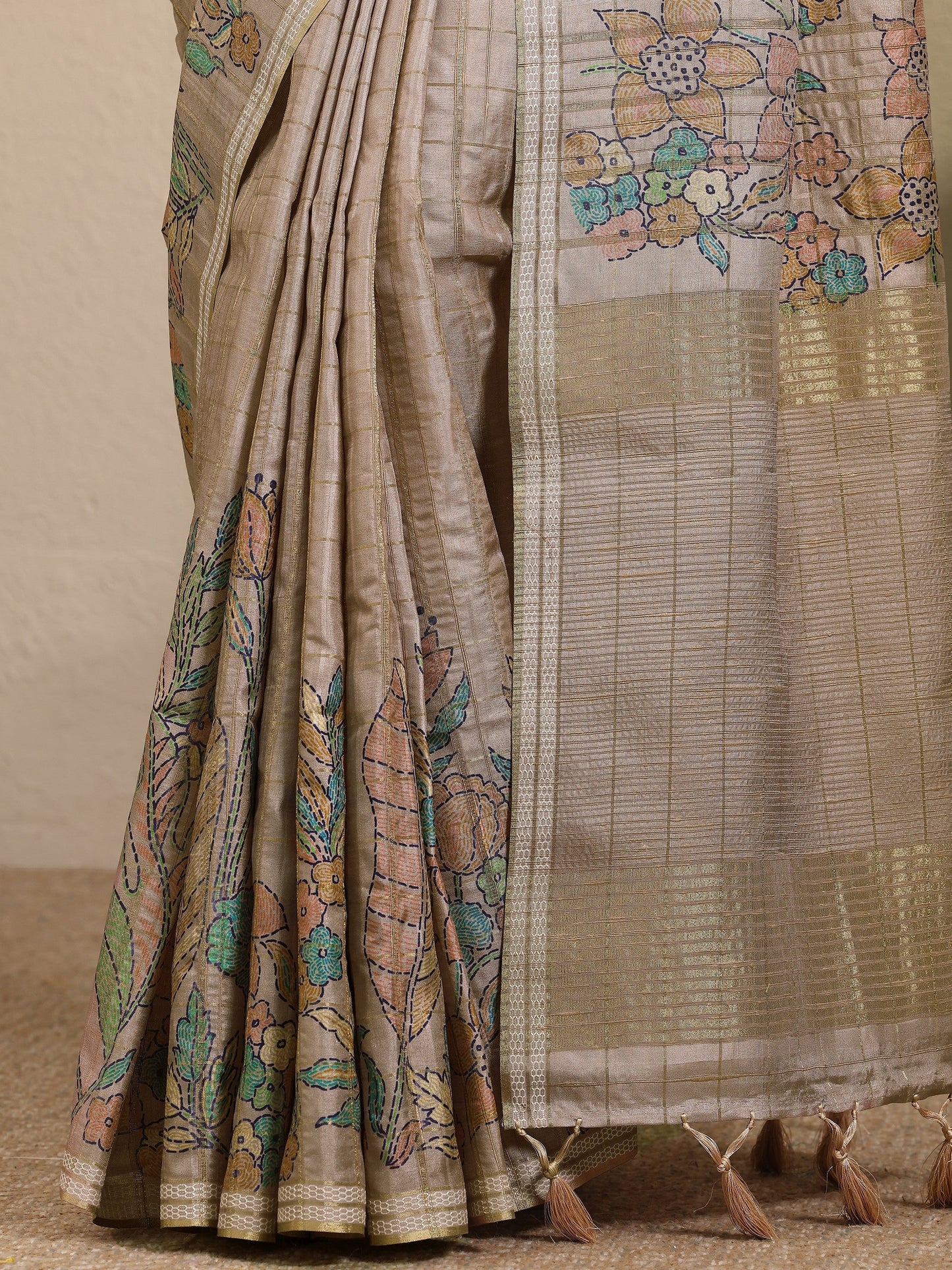 Libas Beige Printed Silk Blend Saree With Unstitched Blouse Piece