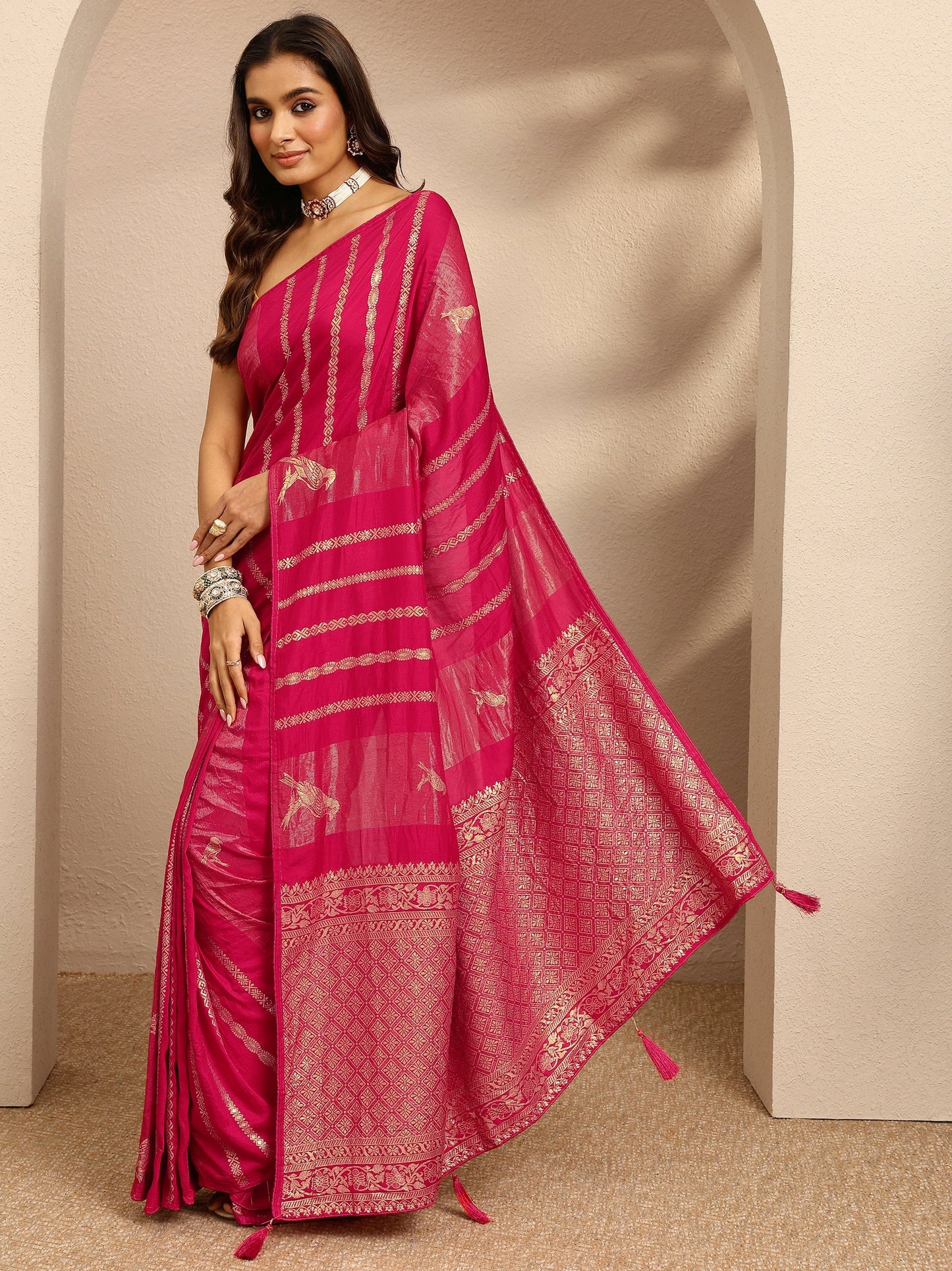 Libas Pink Woven Design Banarsi Silk Blend Saree With Unstitched Blouse Piece