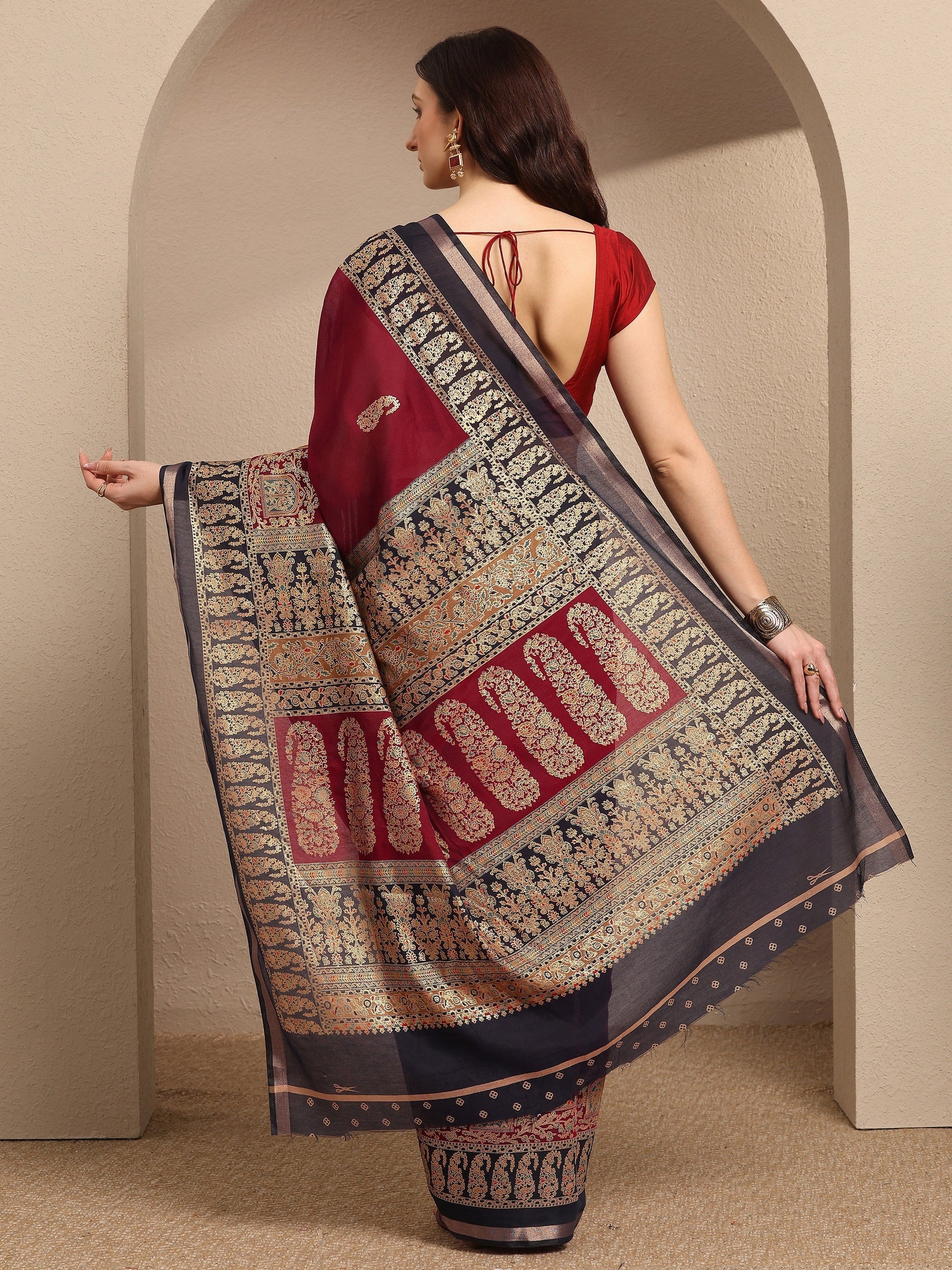 Libas Maroon Paisley Woven Design Banarsi Silk Blend Saree With Unstitched Blouse Piece