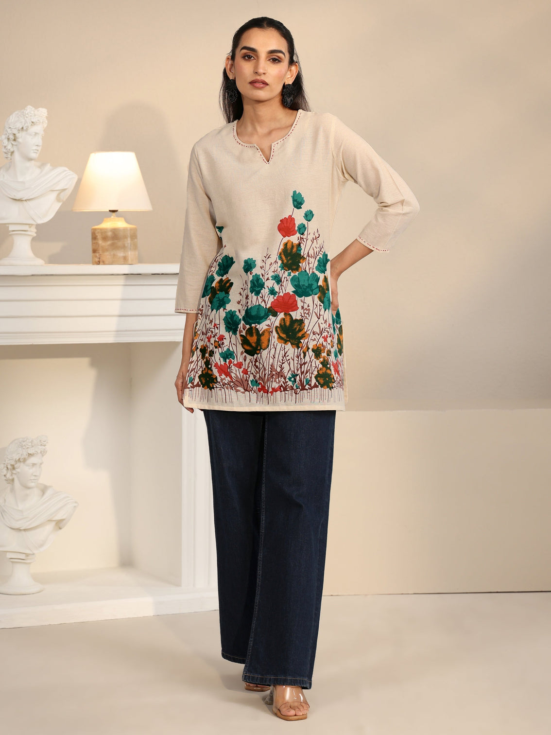 Mameraa Off White Floral Printed Cotton Blend Short Kurti