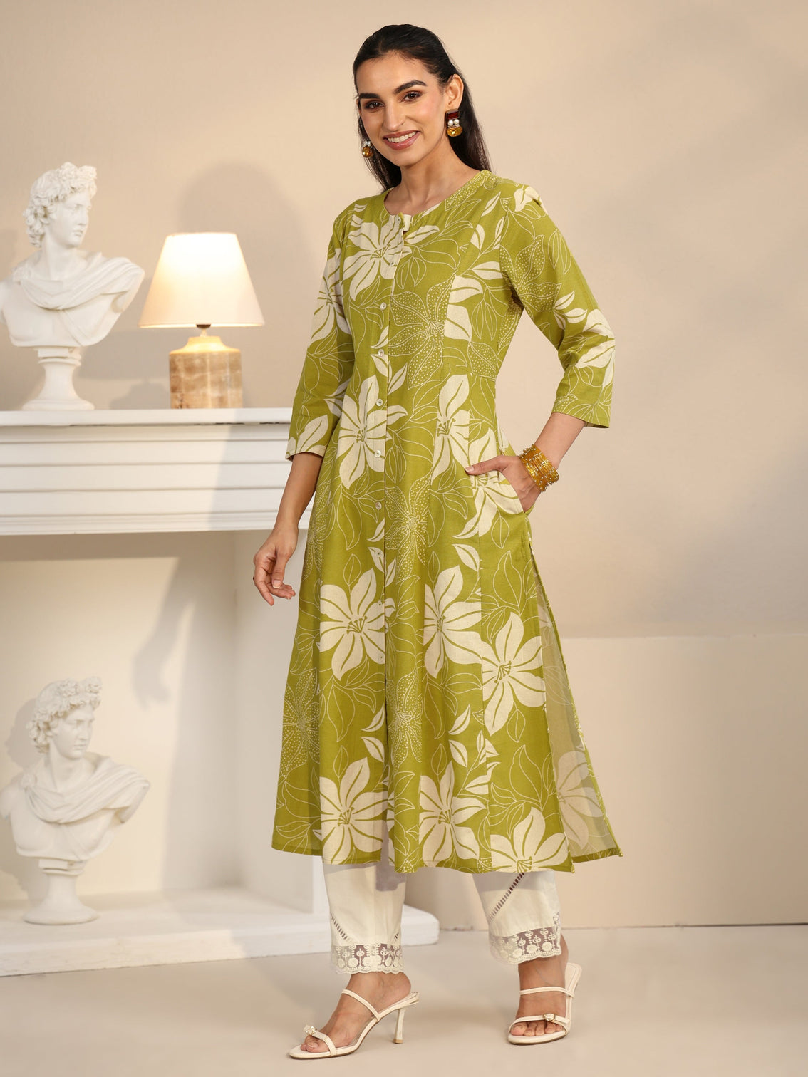 Mameraa Lime Green Floral Printed Cotton Blend A-line Kurta