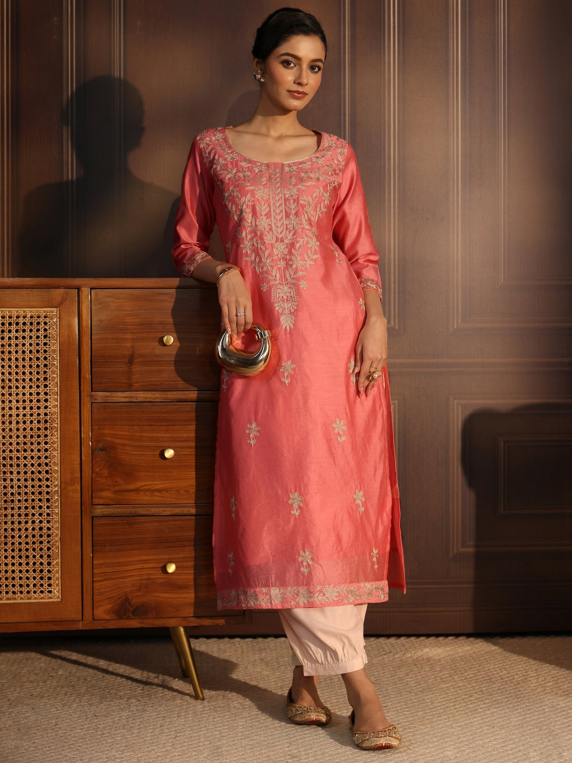 Mameraa Rose Pink Floral Embroidered Silk Blend Straight Kurta