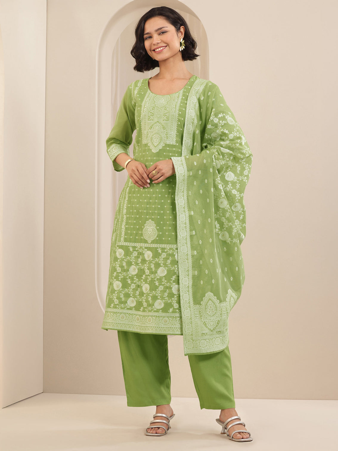 Mameraa Green Self Design Chanderi Silk Straight Suit Sets With Dupatta