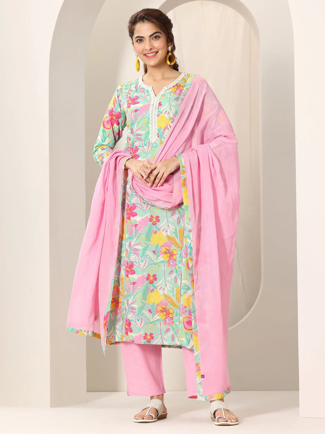 Mameraa Turquoise Blue Printed Cotton Straight Suit Set With Dupatta