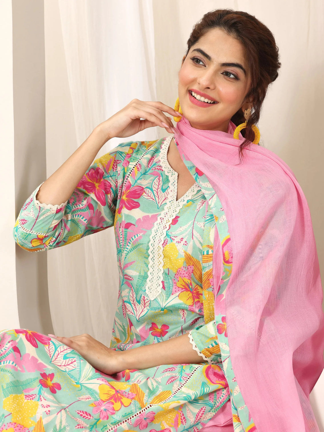 Mameraa Turquoise Blue Printed Cotton Straight Suit Set With Dupatta