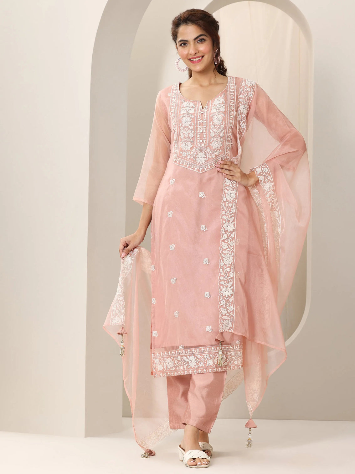 Mameraa Peach Embroidered Organza Straight Suit Set With Dupatta