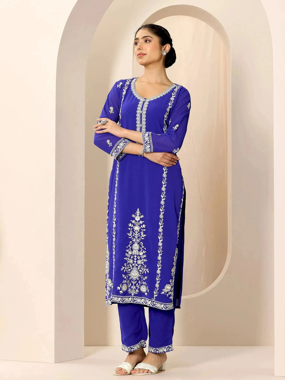 Mameraa Blue Embroidered Georgette Straight Suit Set With Dupatta
