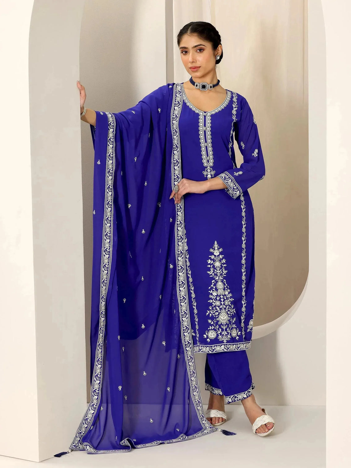 Mameraa Blue Embroidered Georgette Straight Suit Set With Dupatta