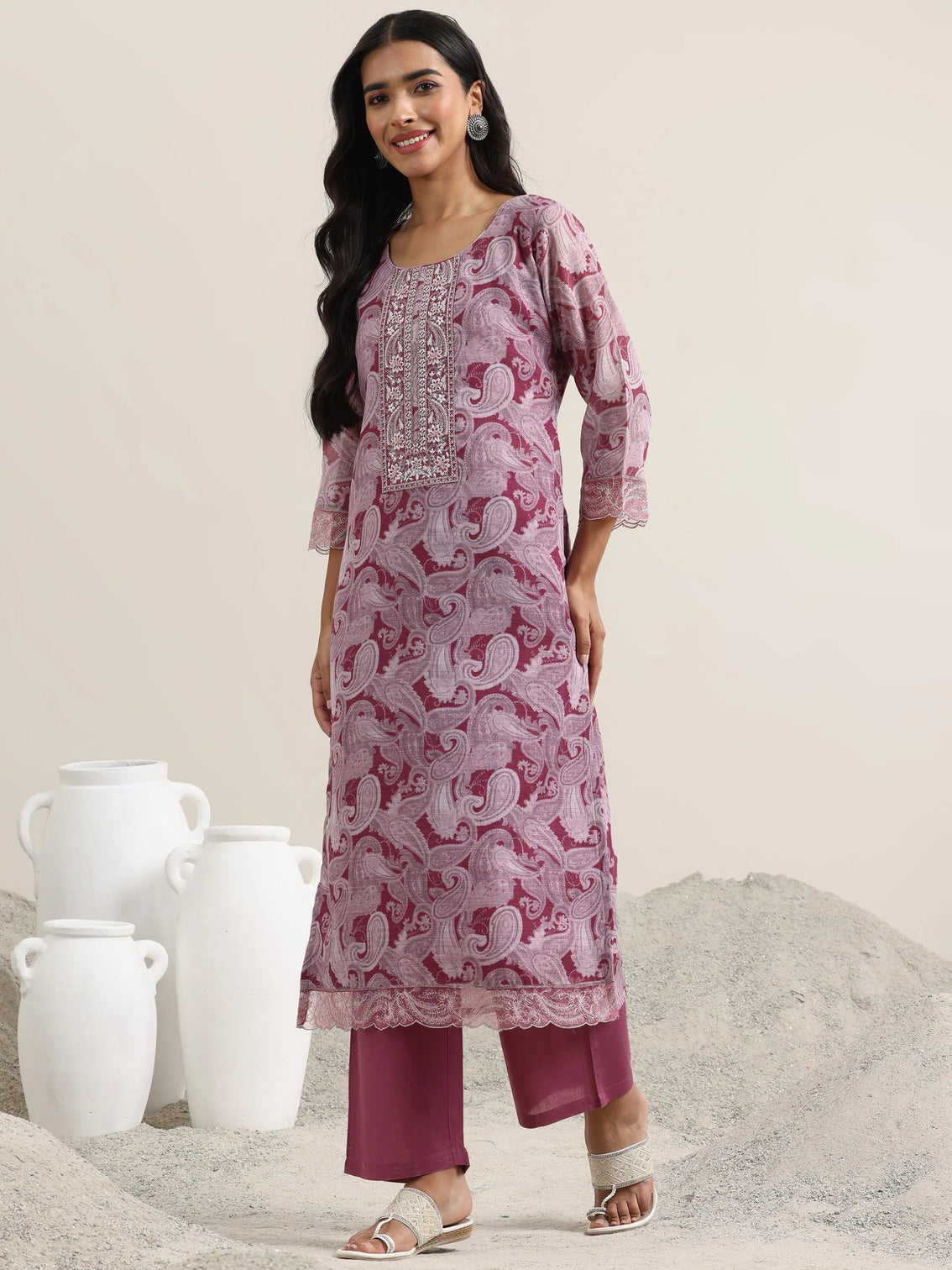 Mameraa Pink Printed Linen Straight Suit With Dupatta