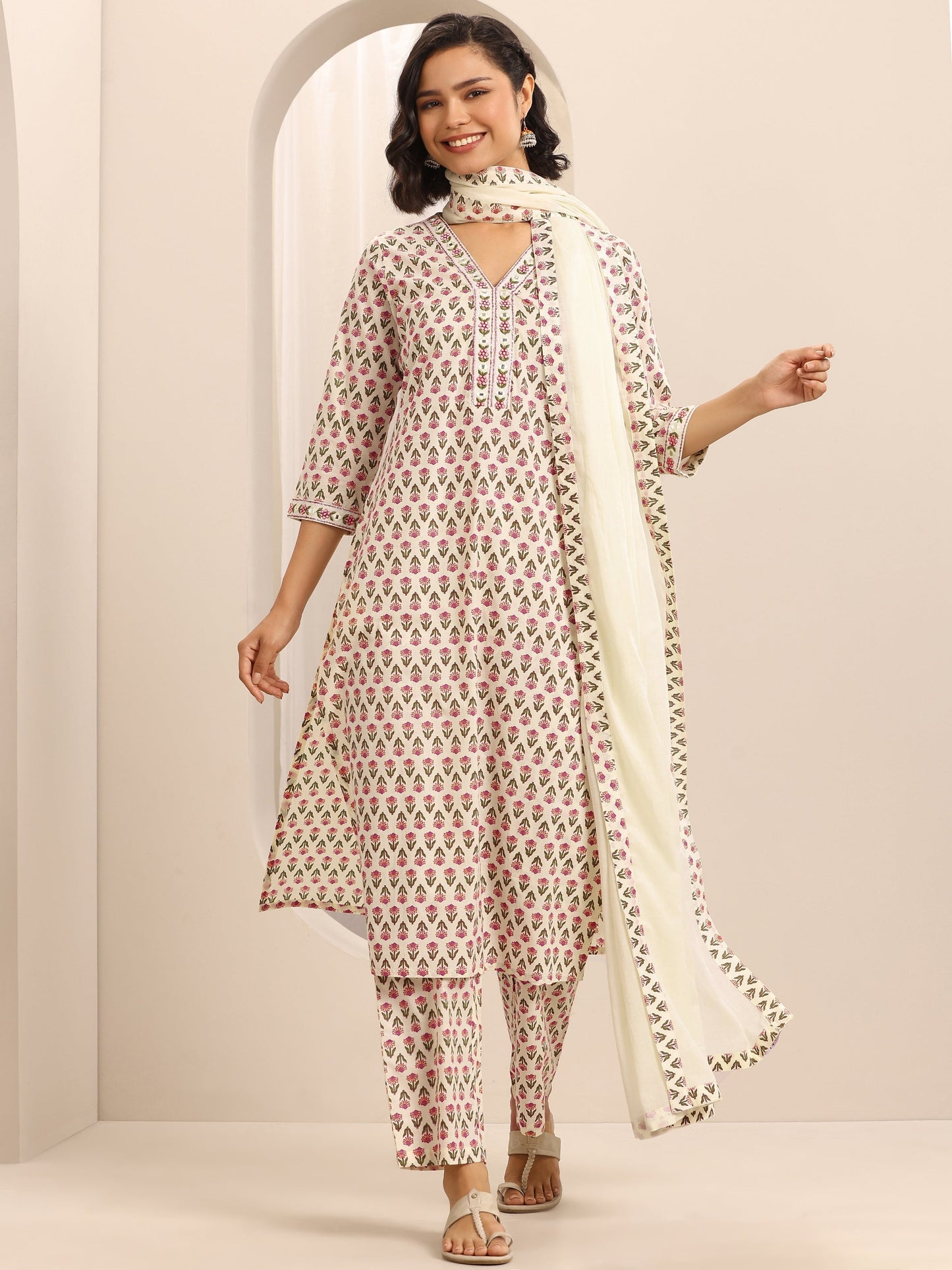 Libas White Printed Cotton Blend Straight Suit Set With Dupatta