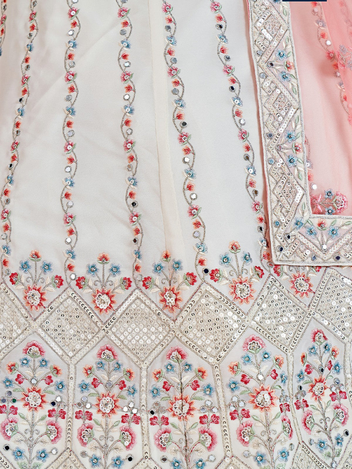 Modren White Georgette Semi Stitched Lehenga With Unstitched Blouse