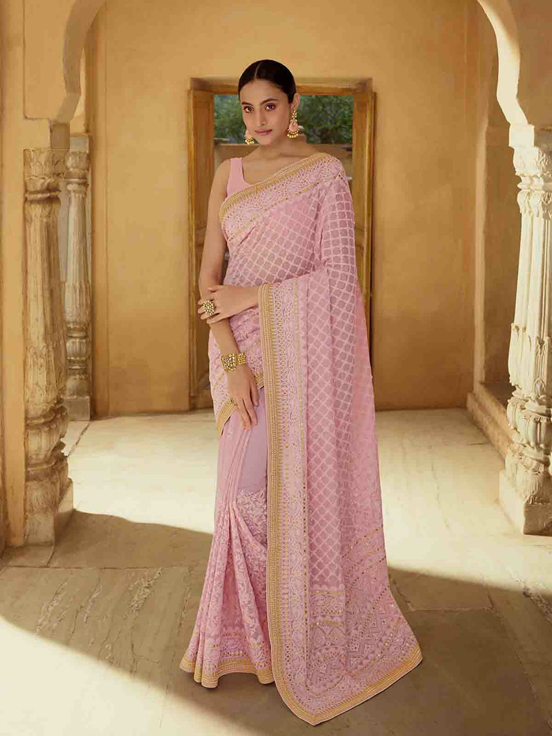 Pink Georgette Saree With Unstitched Blouse