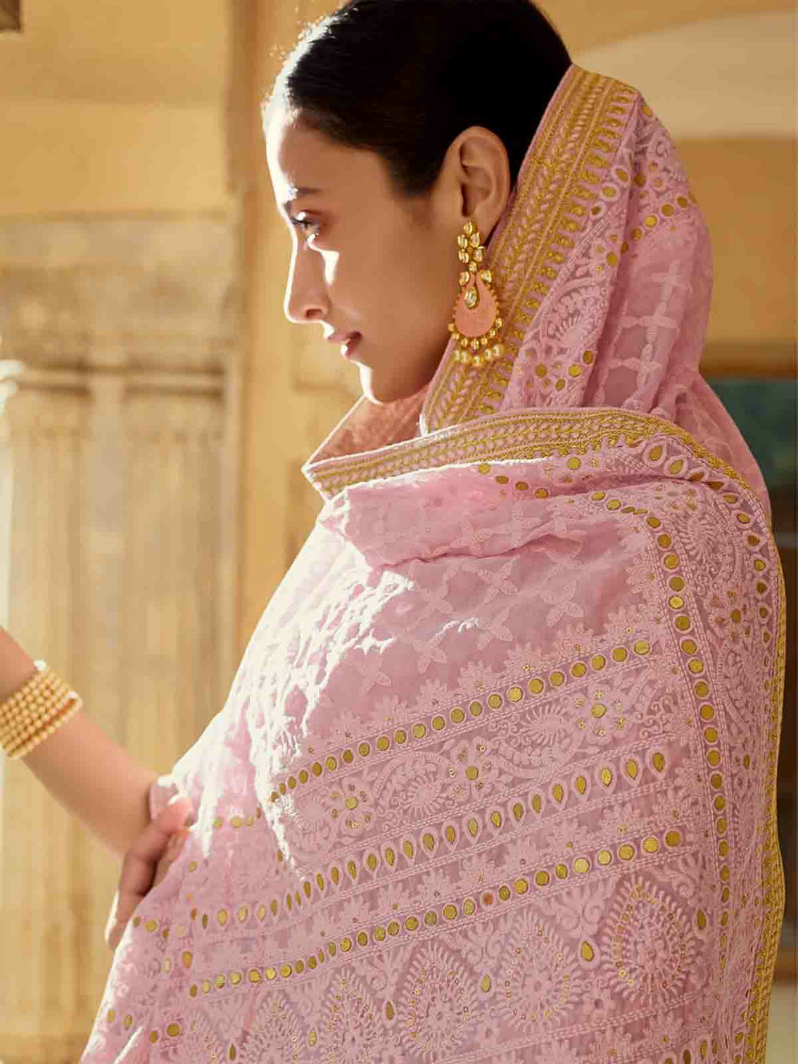 Pink Georgette Saree With Unstitched Blouse