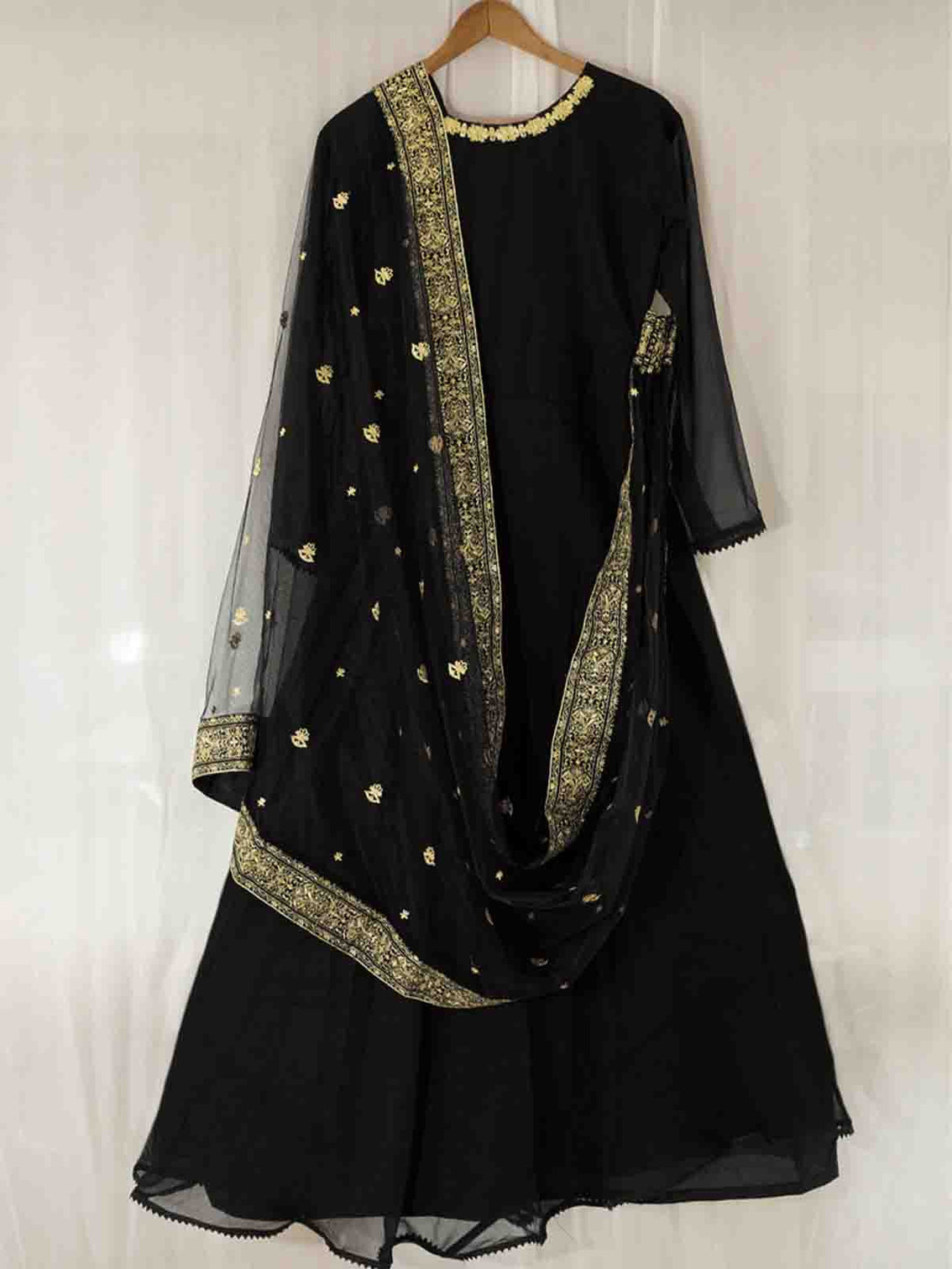 Attractive Black Georgette Semi Stitched Kurta Set