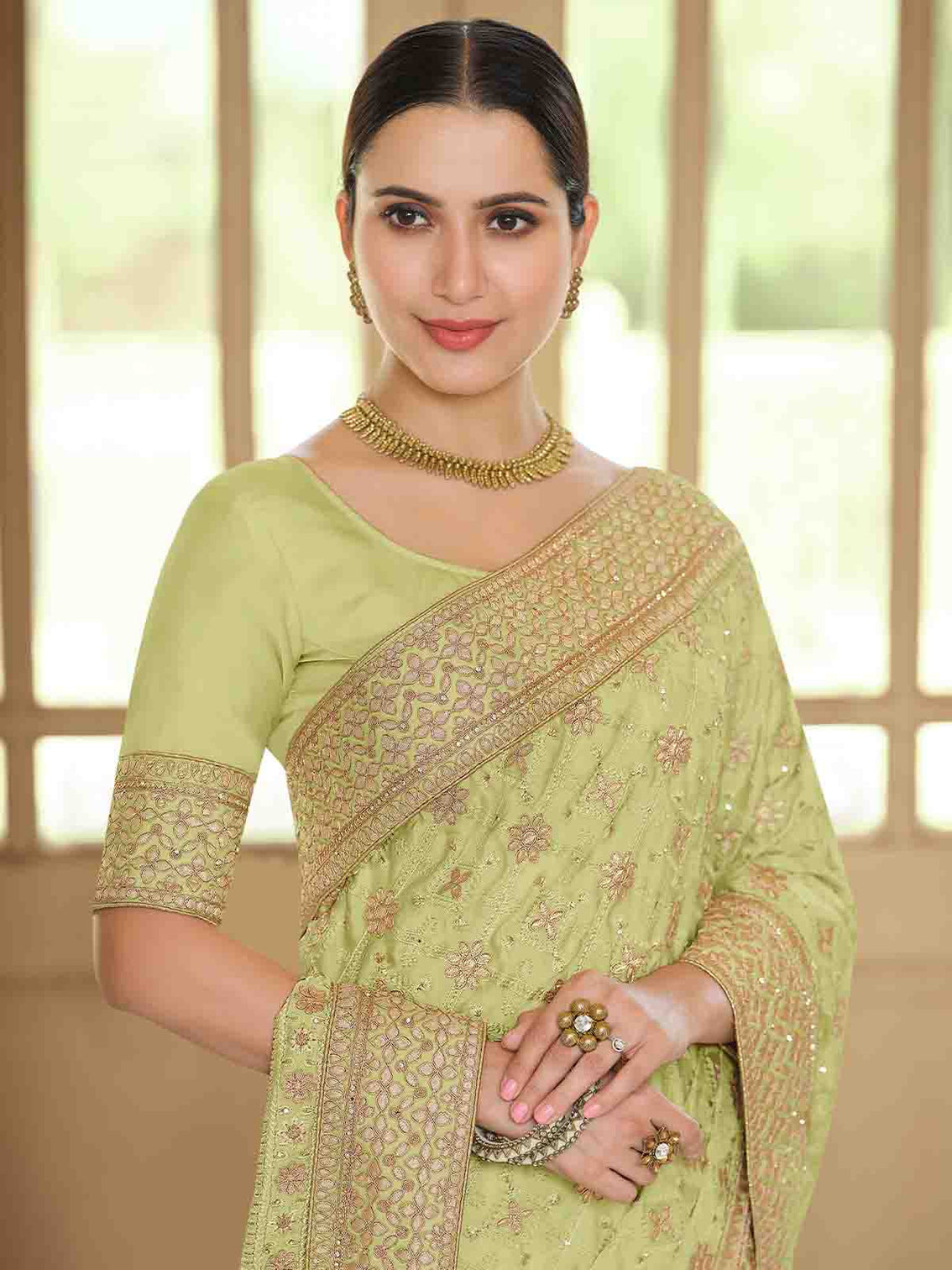 Green Satin Georgette Saree With Unstitched Blouse