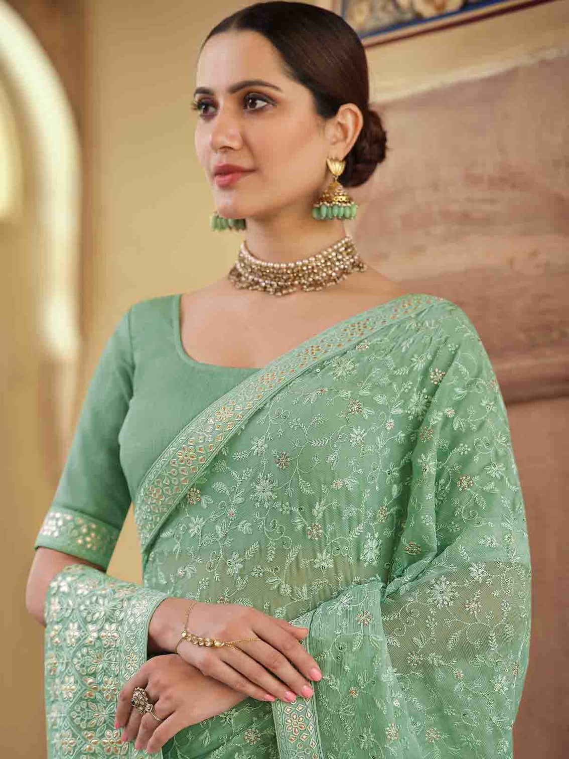 Green Chiffon Saree With Unstitched Blouse