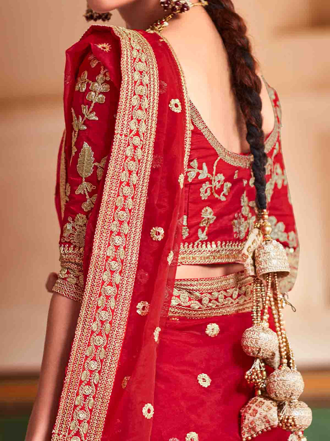 Red Organza Embroidered Saree With Unstitched Blouse