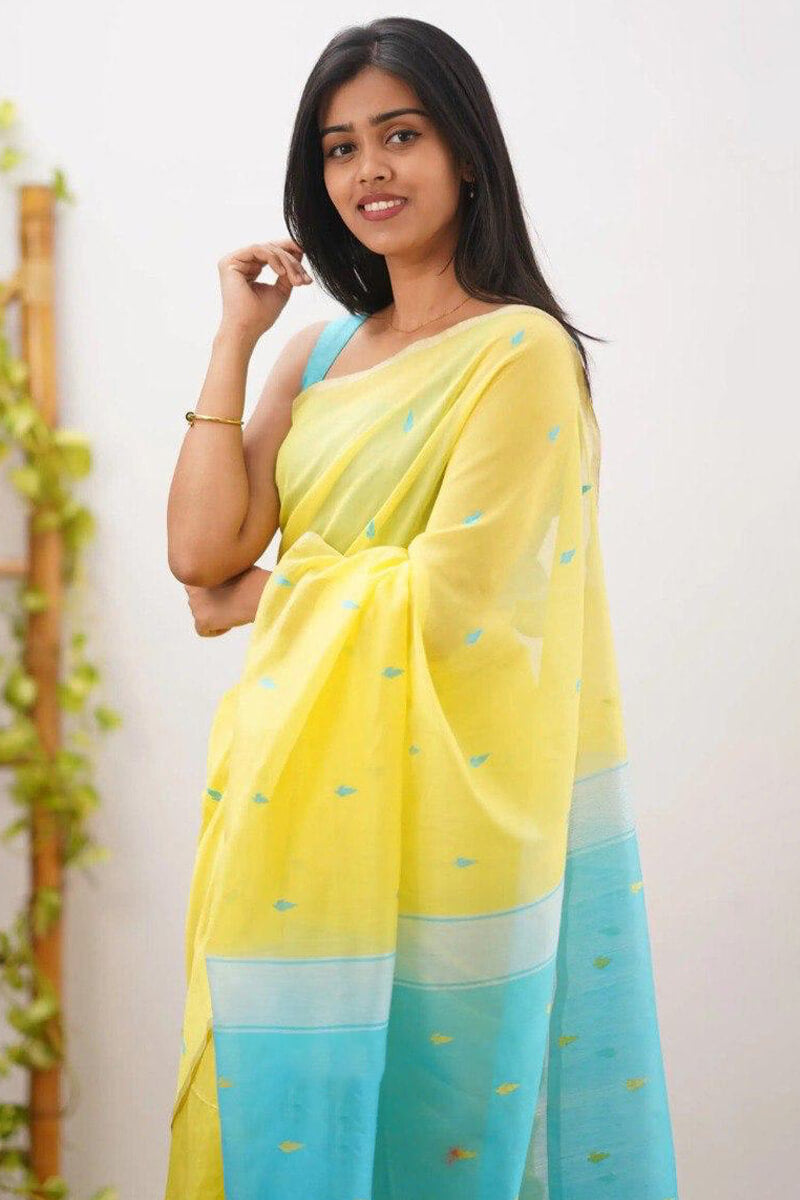 Arresting Yellow Cotton Silk Saree With Jazzy Blouse Piece