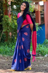Dissemble Blue Soft Silk Saree With Chatoyant Blouse Piece