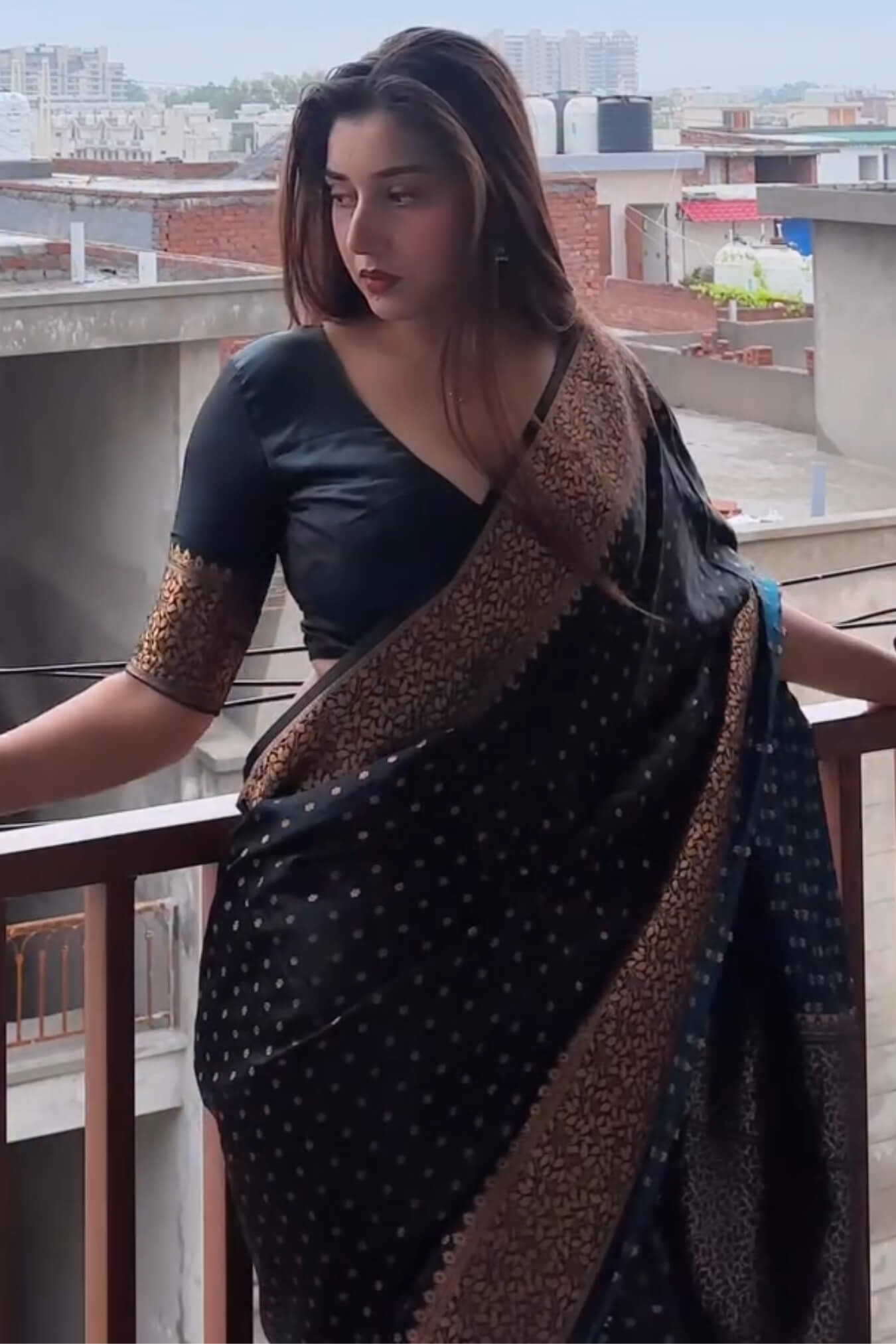 Jazzy Black Soft Silk Saree With Comely Blouse Piece