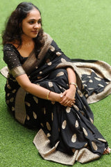 Delightful Black Soft Silk Saree With Gleaming Blouse Piece
