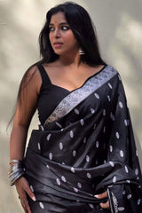 Glowing Black Soft Silk Saree With Lovely Blouse Piece