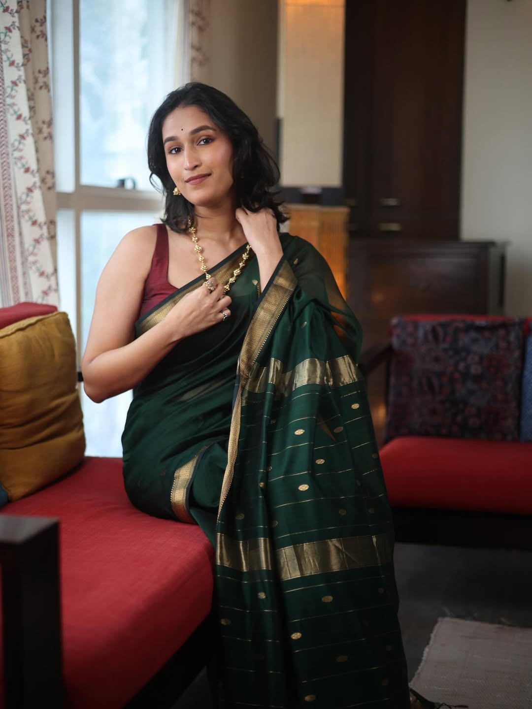 Glorious Dark Green Cotton Silk Saree With Proficient Blouse Piece
