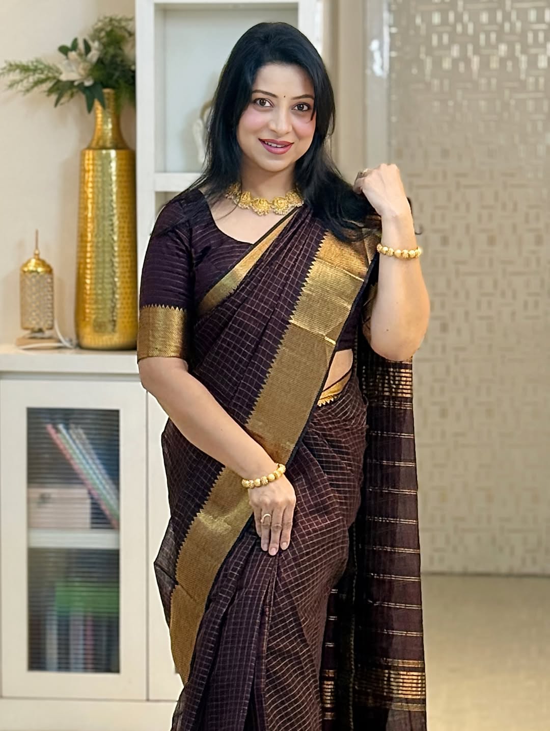Incredible Brown Soft Silk Saree With Wonderful Blouse Piece
