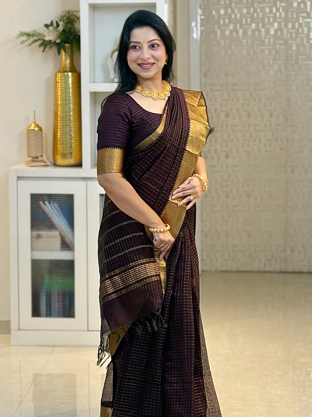 Incredible Brown Soft Silk Saree With Wonderful Blouse Piece