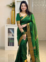 Serendipity Dark Green Soft Silk Saree With Phenomenal Blouse Piece