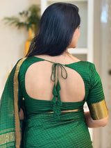 Serendipity Dark Green Soft Silk Saree With Phenomenal Blouse Piece