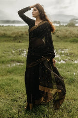 Posh Black Soft Silk Saree With Pretty Blouse Piece