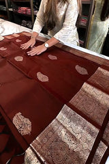 Epiphany Wine Soft Banarasi Silk Saree With Inspiring Blouse Piece