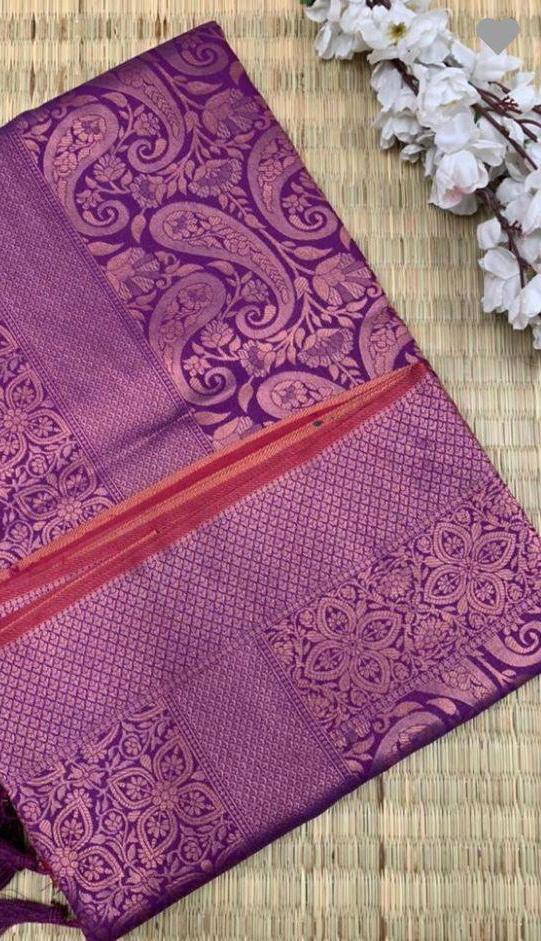 Incredible Purple Soft Silk Saree With Fragrant Blouse Piece