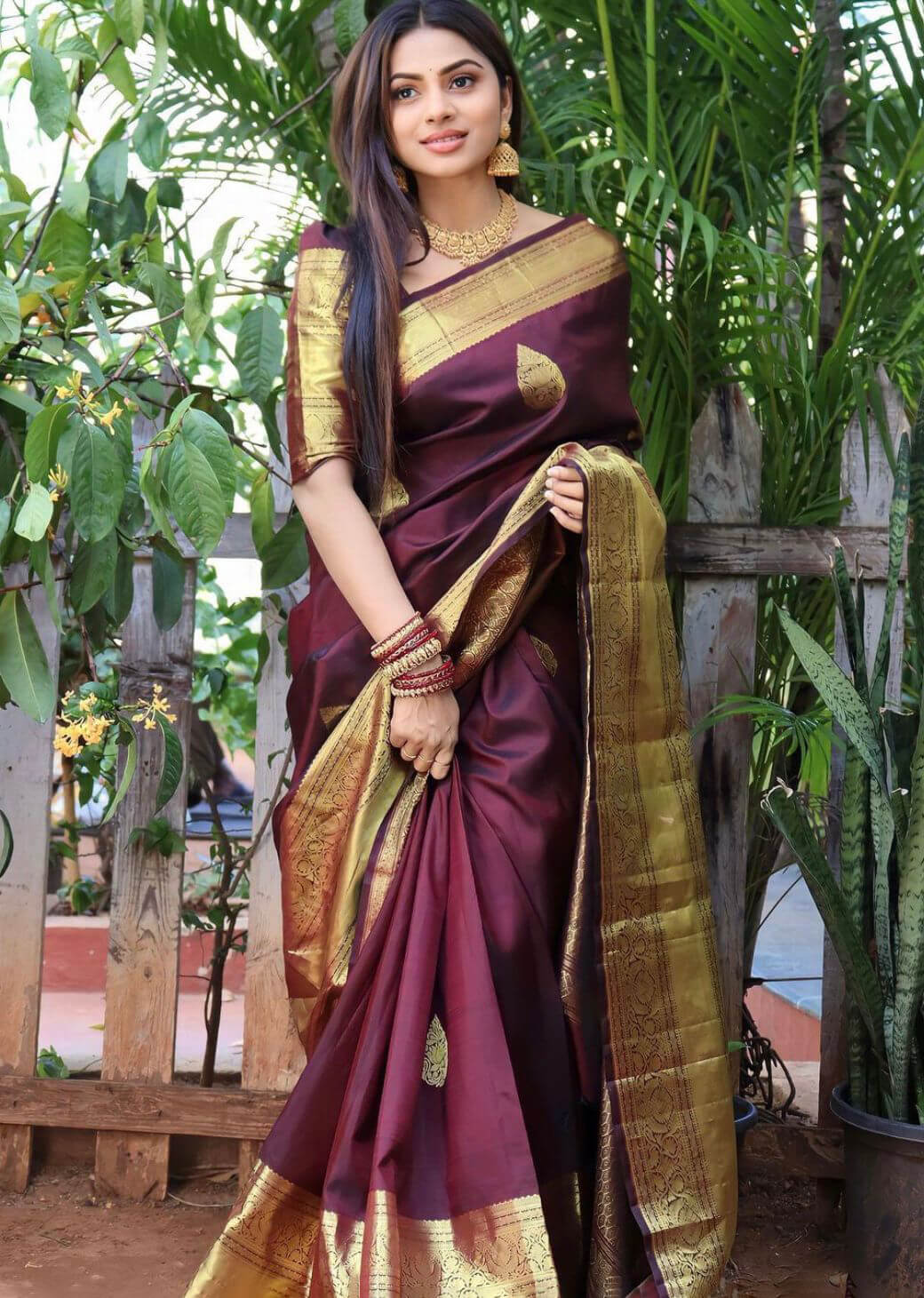 Amiable Wine Soft Silk Saree With Transcendent Blouse Piece