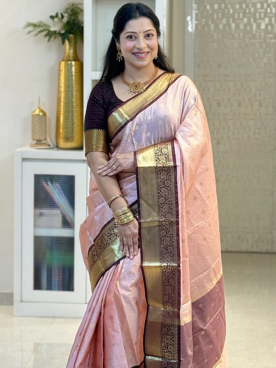 Enthralling Baby Pink Soft Silk Saree With Impressive Blouse Piece