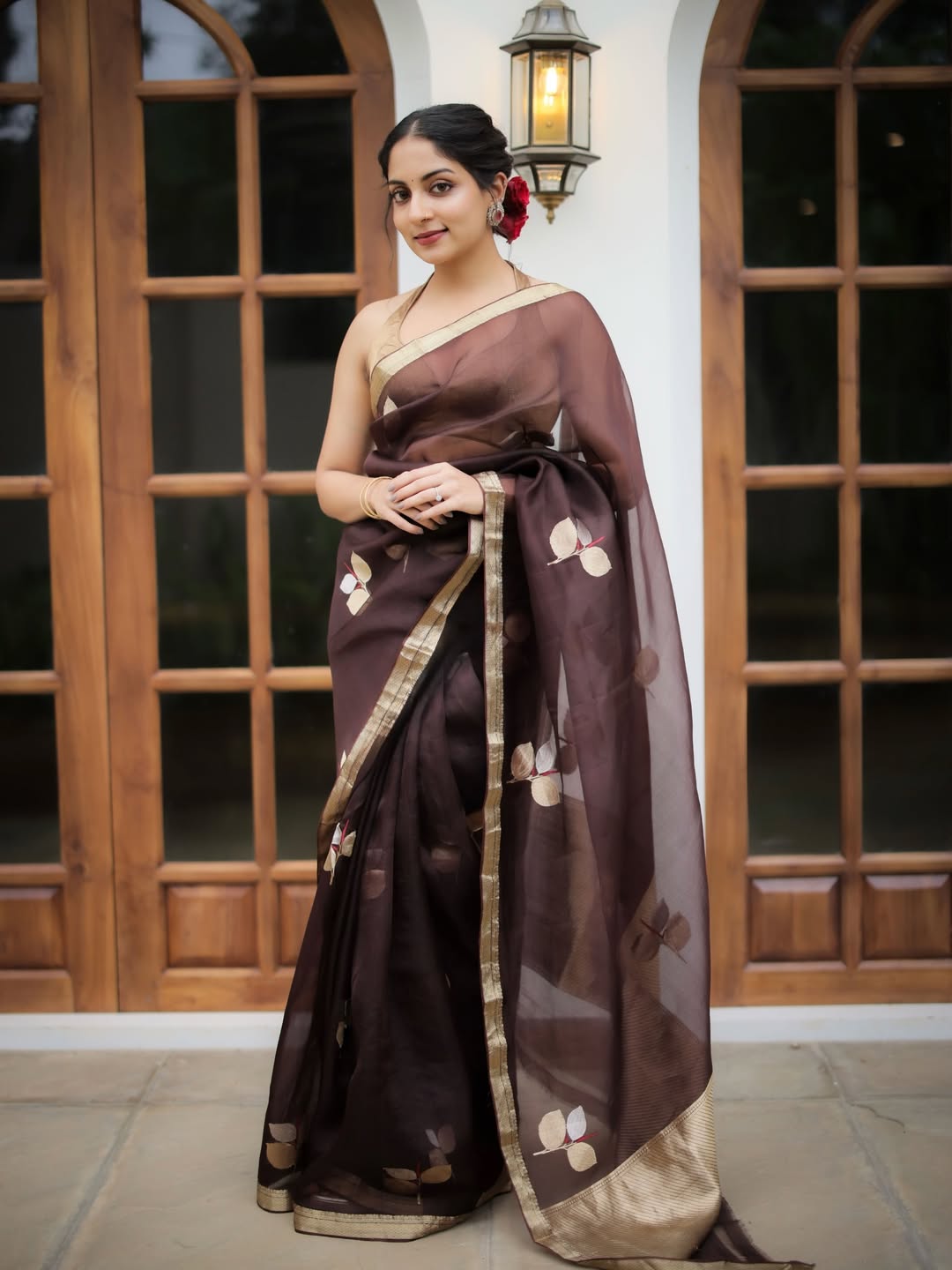 Scintillating Brown Cotton Silk Saree With Luminous Blouse Piece