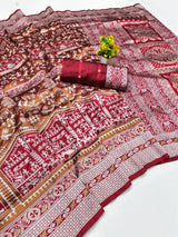 Beauteous Maroon Pure Zari Weaving Banarasi Silk Saree With Denouement Blouse Piece