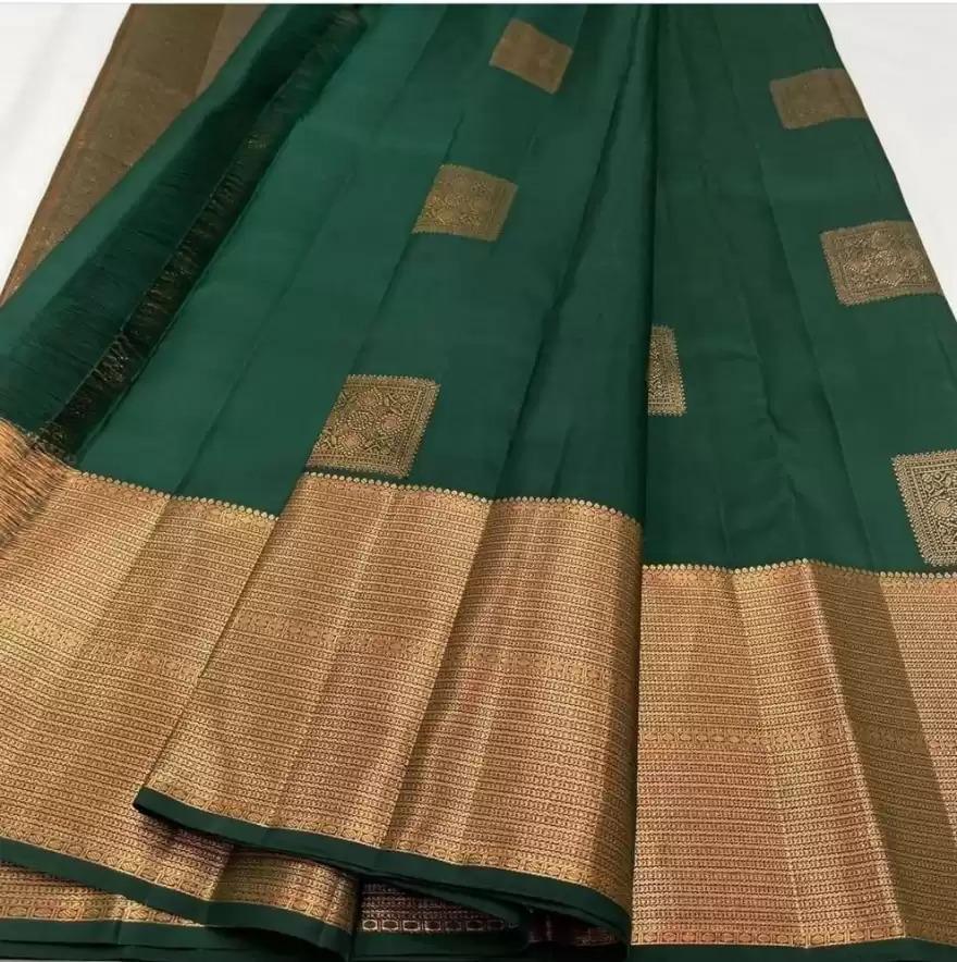Radiant Dark Green Soft Silk Saree With Pleasant Blouse Piece