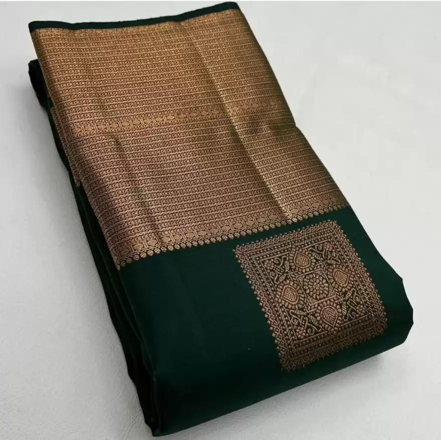 Radiant Dark Green Soft Silk Saree With Pleasant Blouse Piece