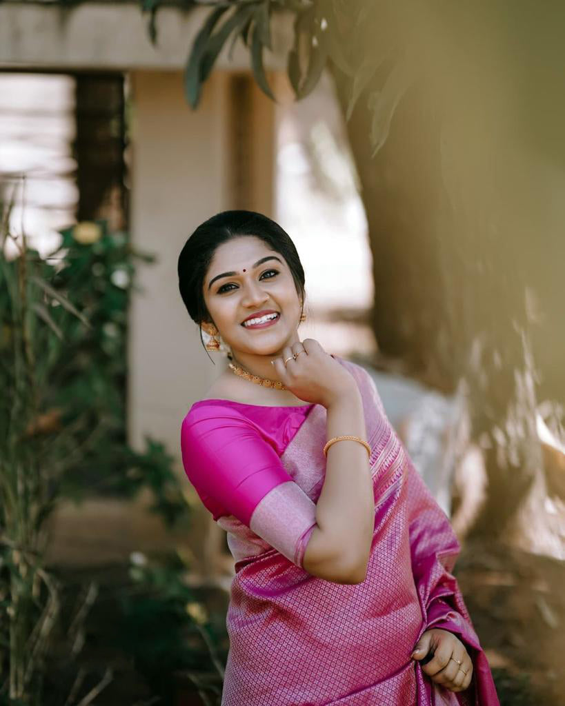 Exceptional Pink Soft Silk Saree With Glorious Blouse Piece