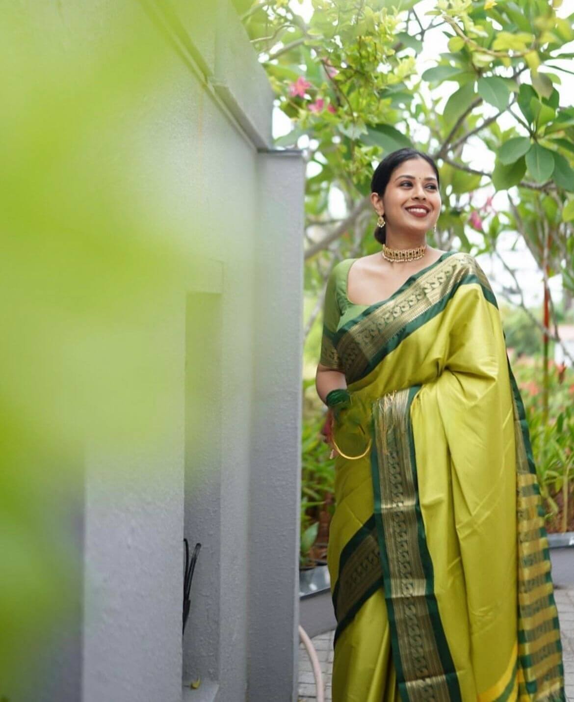 Evanescent Parrot Soft Silk Saree With Chatoyant Blouse Piece