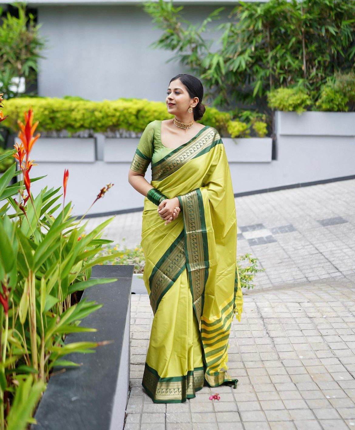 Evanescent Parrot Soft Silk Saree With Chatoyant Blouse Piece