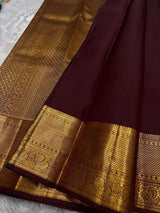 Splendiferous Wine Pure Zari Weaving Banarasi Silk Saree With Flamboyant Blouse Piece