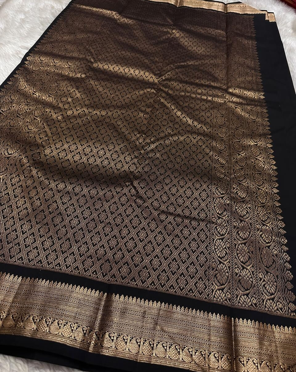 Forbearance Black Pure Zari Weaving Banarasi Silk Saree With Symmetrical Blouse Piece