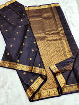 Exquisite Black Soft Silk Saree With Panache Blouse Piece